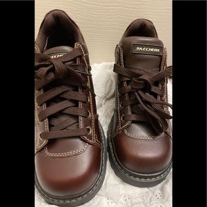 Chunky skechers